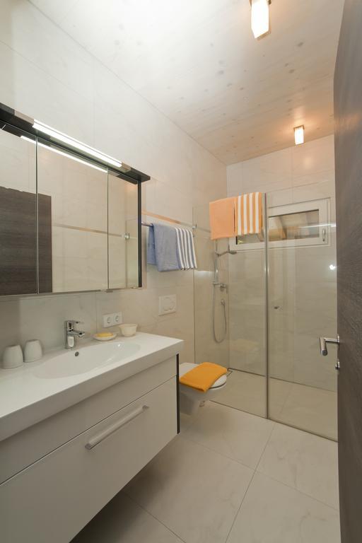 Haus Waldrand Apartment Oberndorf in Tirol Cameră foto